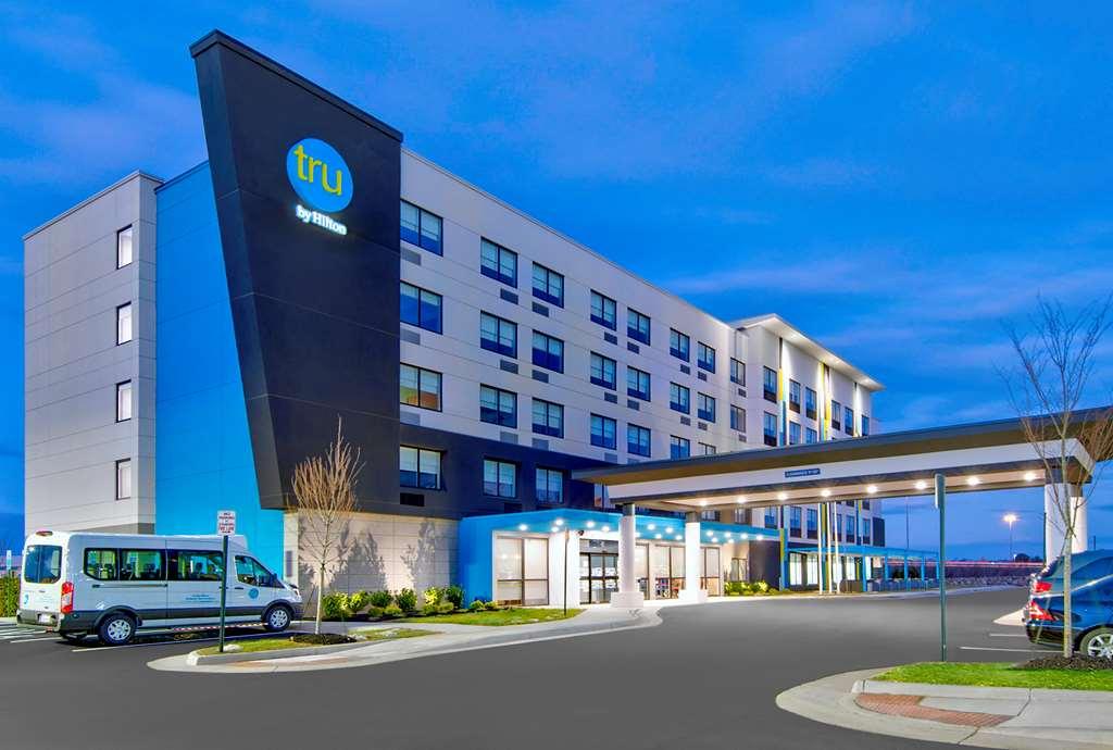 Tru By Hilton Ashburn One Loudoun, Va Hotel Bagian luar foto