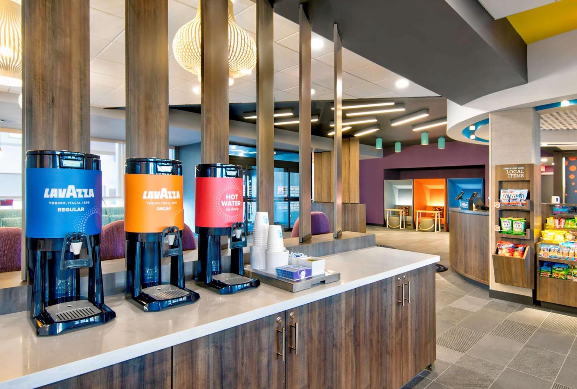 Tru By Hilton Ashburn One Loudoun, Va Hotel Bagian luar foto